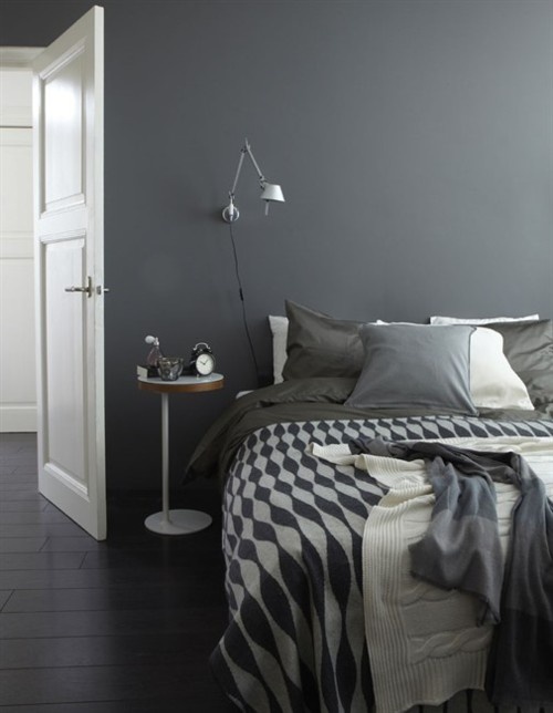 gray_bedroom